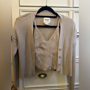 Abercrombie sweater set